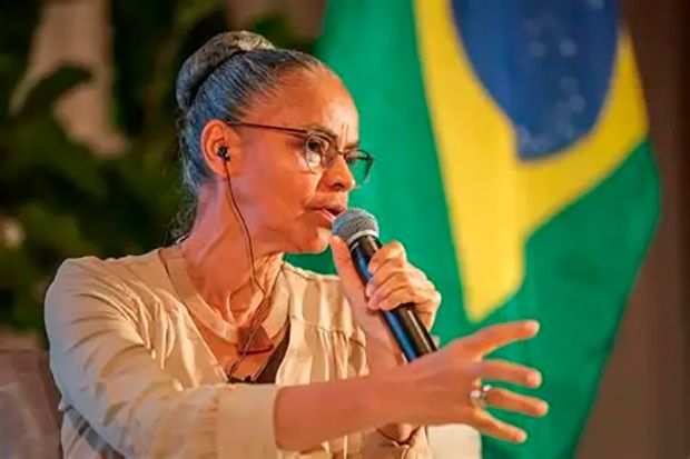 De saída da Rede, Marina Silva cogita PT, Psol e PSB