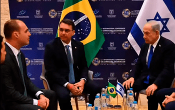 Em Israel, Flávio diz a Netanyahu que Lula é antissemita: “Profunda falha moral”
