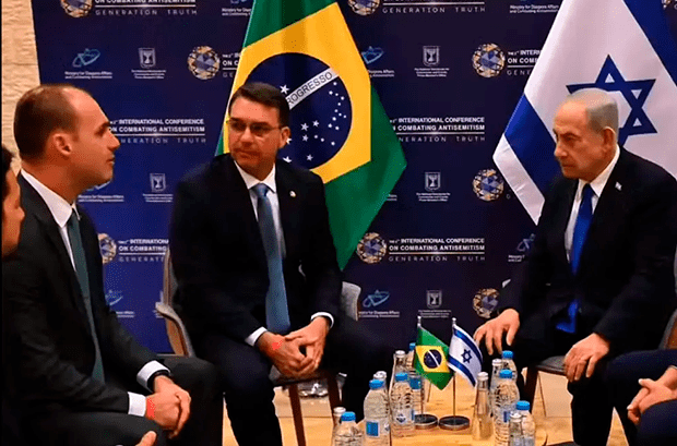 Em Israel, Flávio diz a Netanyahu que Lula é antissemita: “Profunda falha moral”