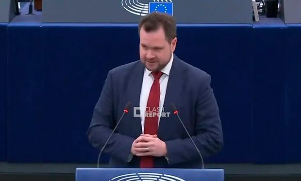 Eurodeputado dinamarquês manda Trump “se f*” no Parlamento Europeu