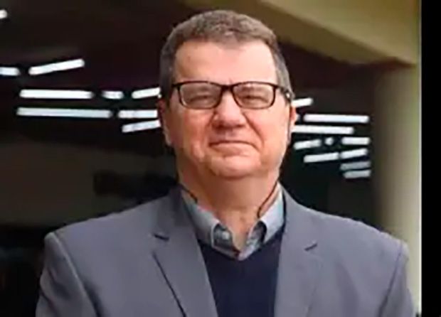 Extrema-direita faz ataque coordenado ao militar que denunciou Filipe Martins ao STF