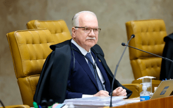 Fachin sai em defesa de Toffoli e diz que o STF “não se curva a intimidações”