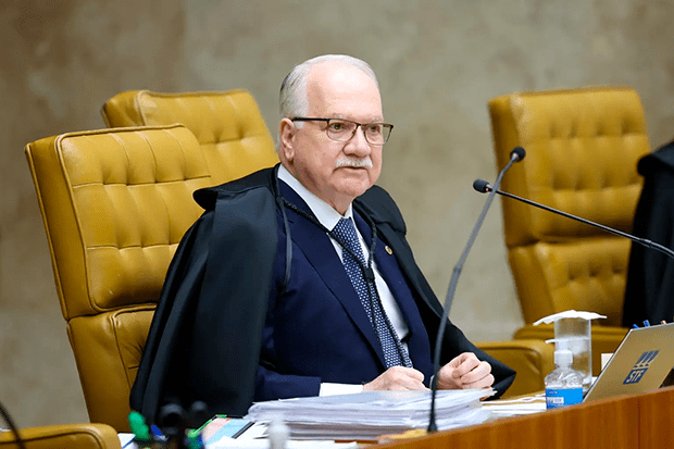 Fachin sai em defesa de Toffoli e diz que o STF “não se curva a intimidações”
