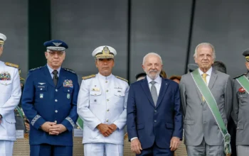 Forças Armadas propõem a Lula plano de R$ 800 bilhões para defesa nacional