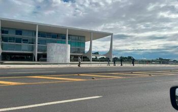 Governo protege o Planalto antes da chegada da procissão fascista de Nikolas