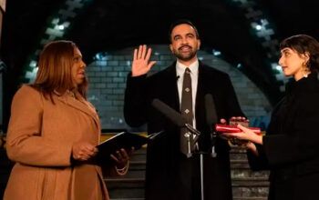 Israel acusa novo prefeito de Nova York de antissemitismo em seu primeiro dia