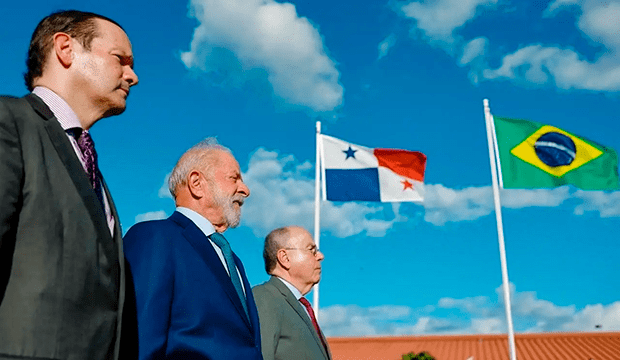Lula discursa na abertura no fórum de líderes da América Latina e Caribe no Panamá
