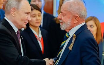 Lula liga para Putin e discute crise na Venezuela após ação dos EUA