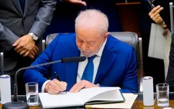 Lula veta projeto de Derrite sobre idade máxima em concursos de policiais e bombeiros