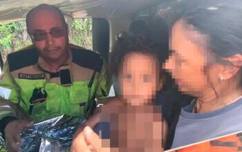 Menina de 4 anos que desapareceu em região de mata é encontrada em MG