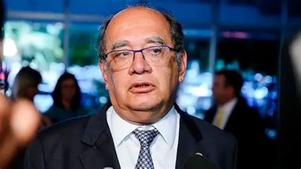 Michelle apela a Gilmar Mendes e faz drama por prisão domiciliar de Bolsonaro