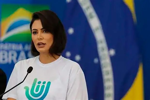 Michelle pede trégua aos “patriotas” depois de encontros com Moraes e Gilmar