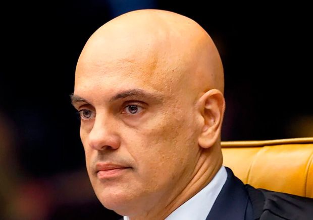 Moraes anula ato do CFM e chama sindicância sobre Bolsonaro de “total ignorância”
