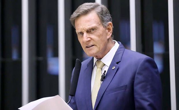 MP denuncia Marcelo Crivella por esquema de propina de R$ 32 milhões