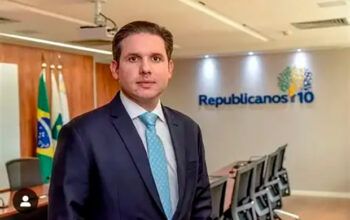 MP denuncia Motta por suposto uso irregular de avião da FAB no réveillon