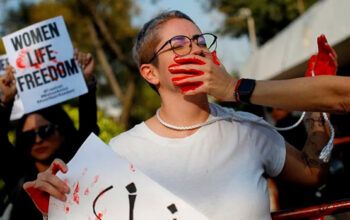 Mundo Protestos crescem no Irã e número de mortes já passa de 500