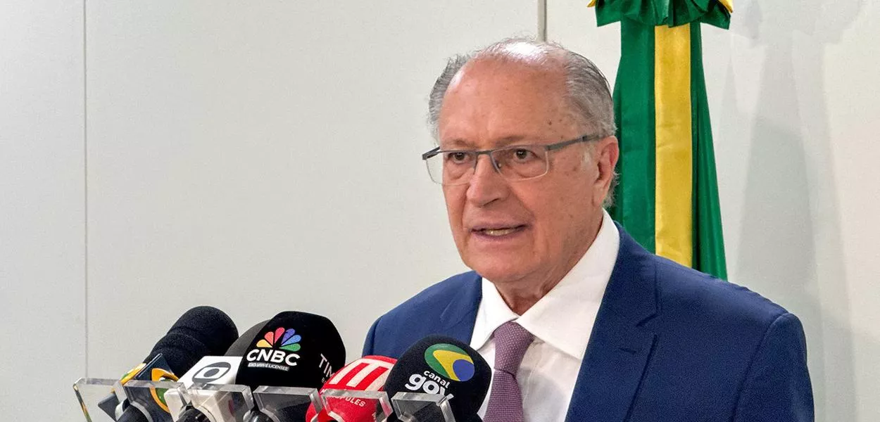 ‘Os criminosos devem sofrer o rigor da Justiça e o peso da História’, afirma Alckmin no 8 de janeiro