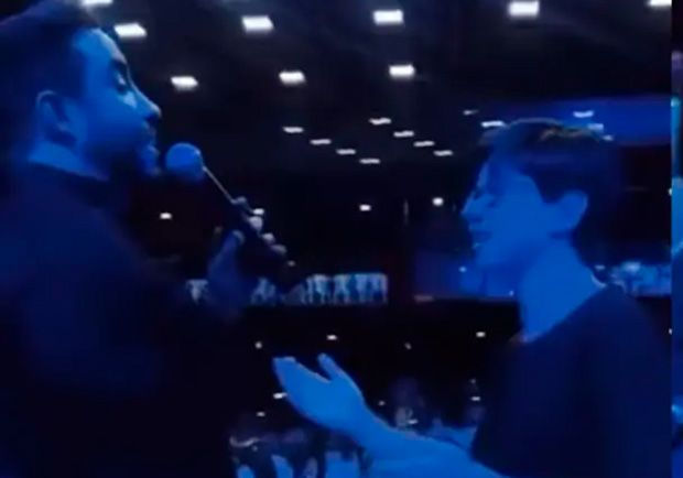 Pastor manda jovem em tratamento “cortar o remédio”