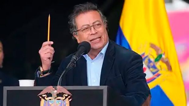 Gustavo Petro reage a ameaças de Trump após ataque à Venezuela: “Pare de me caluniar, senhor Trump"
