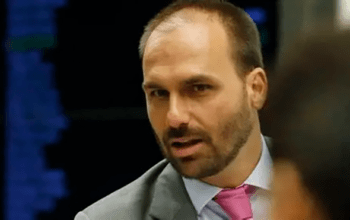 PF abre processo contra Eduardo Bolsonaro por faltas não justificadas