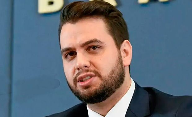 PGR se posiciona contra soltura de Filipe Martins por descumprimento de medidas judiciais