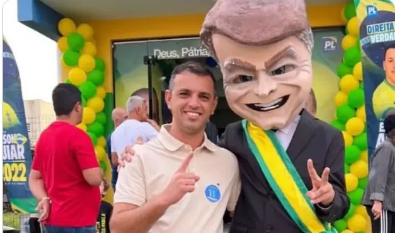 Prefeito bolsonarista de Garopaba é preso por corrupção; é o 29º em SC desde 2021