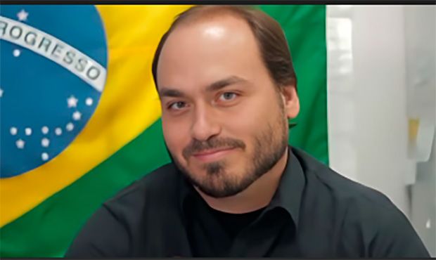 Prefeito detona candidatura de Carlos Bolsonaro: “SC não cai nessa”
