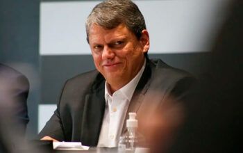 PT pede à PGR investigação sobre posts pró-Tarcísio em perfis de fofoca