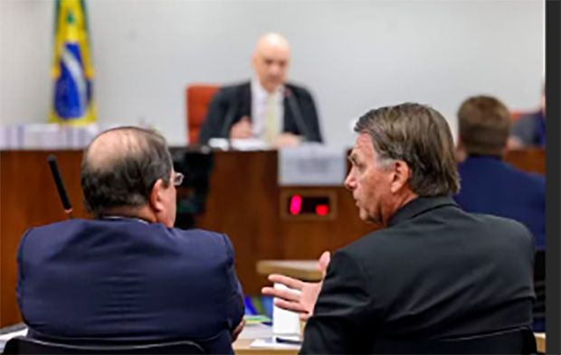 Quaest diz que 52% dos brasileiros diz não ver perseguição política a Bolsonaro