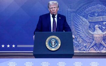 Trump anuncia avanço em acordo com Otan sobre Groenlândia e suspende tarifaço contra europeus