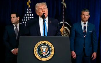 Trump diz que derrota na Suprema Corte sobre tarifaço seria “desastre”: “Estaremos ferrados”