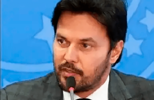 Vorcaro pagou R$ 67 milhões a ex-ministro de Bolsonaro por projeto eólico no RN