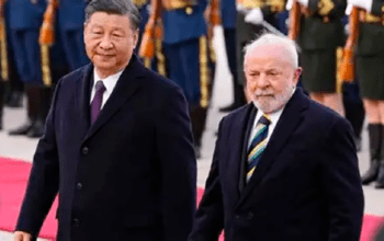 Xi Jinping liga para Lula: “Lado certo da História”