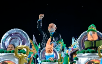 Acadêmicos de Niterói é rebaixada após desfile em homenagem a Lula no Carnaval do Rio 2026