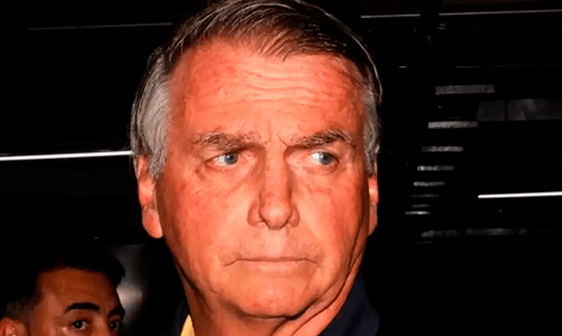 Bolsonaro volta a pedir prisão domiciliar: “Ambiente perigoso”