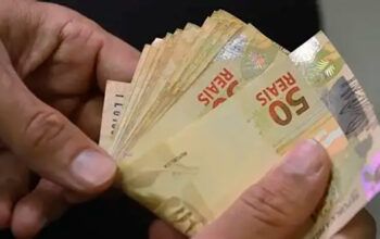 Brasileiros sacaram em dezembro R$ 429 milhões esquecidos em bancos