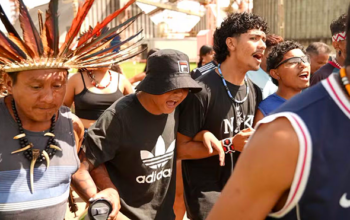 Contra desestatização de hidrovias, indígenas ocupam escritório da Cargill que opera no Porto de Santarém