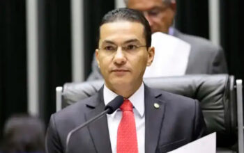 “Lazer e o ócio demais faz mal”: dispara líder bolsonarista para defender a escala 6×1