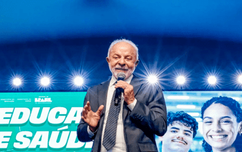 Lula critica preconceito contra exame de próstata: “Vergonha de tomar dedada”