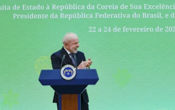 Lula exalta o agro brasileiro na Coreia, mas alerta para "papel de meros exportadores de matérias-primas"