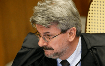 Ministro do STJ é acusado de assediar jovem de 18 anos