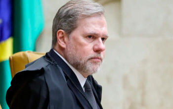 PF aponta mais de dez encontros presenciais entre Daniel Vorcaro e Dias Toffoli