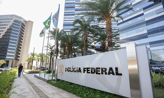 PF faz buscas em gabinete de desembargador que absolveu estuprador