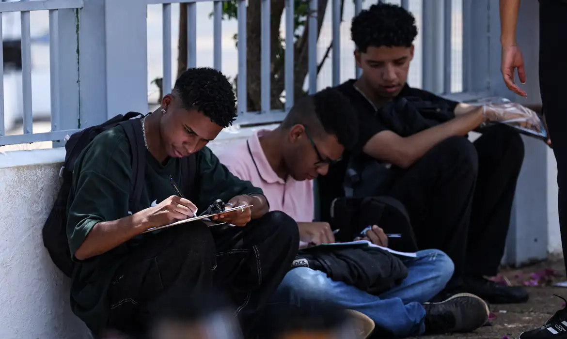 Prazo para Inscrições para seleção do Fies 2026 terminam às 23 horas e 59 minutos desta sexta