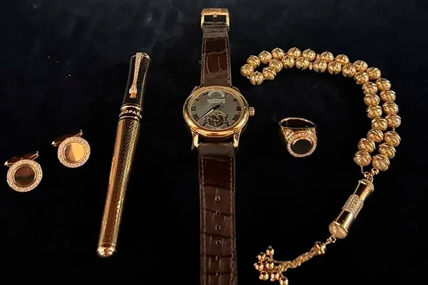 Receita Federal pede à PF a custódia das joias sauditas de Bolsonaro