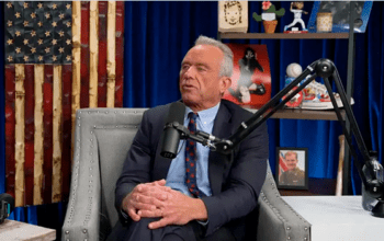 Secretário de Saúde dos EUA diz que não temeu pegar Covid porque cheirava cocaína em privada