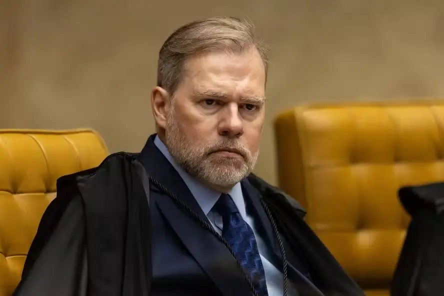 Toffoli deixa relatoria do processo que investiga irregularidades no Banco Master após decisão unânime dos ministros do STF