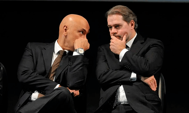 Toffoli e Moraes defendem direito de juízes terem ações e renda privada