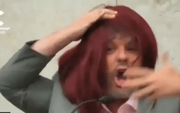 Adrilles imita Nikolas, põe peruca e chama PL da Misoginia de “esdrúxulo”