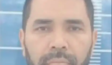 Aliado de Flávio Bolsonaro é preso em operação contra o Comando Vermelho